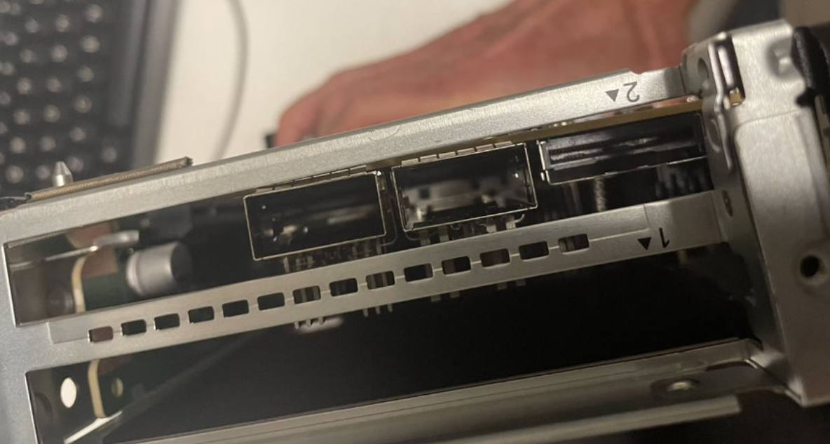 ftile_qsfp_light_pipe_interference_r750